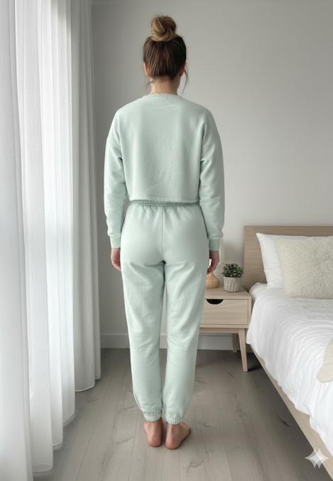 Pantaloni trening dama vatuiti interior,culoare verde mentă,Engros